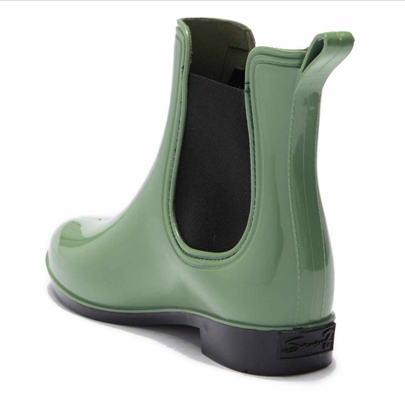 SEVEN Rain Boot Size NEW NWT - Picture 2 of 5
